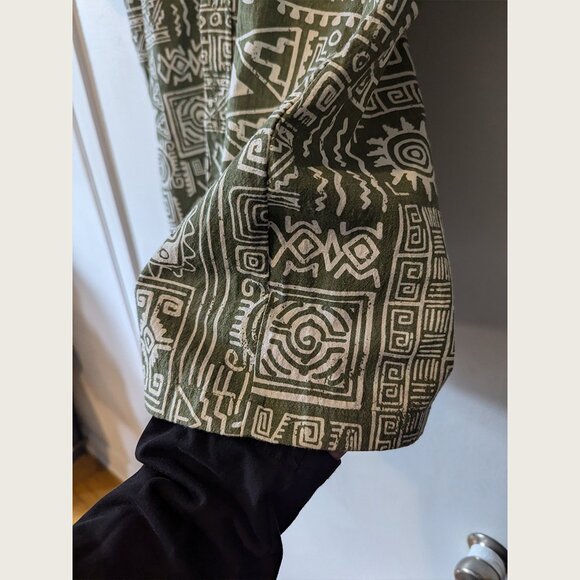 FOLK - Short sleeve patterned shirt - Sz L - Picture 3 of 7